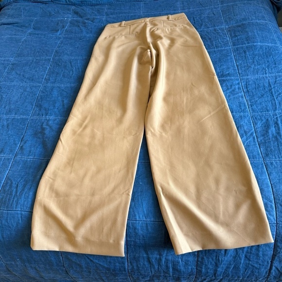 NWOT $135 HOUSE OF CB CAMERON
CARAMEL RELAXED WIDE LEG TAILORED TROUSERS SMALL - Picture 5 of 12